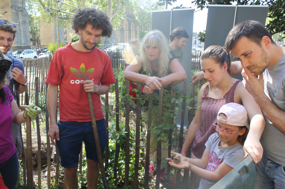 Lire la suite à propos de l’article Compostons pour les 48h de l’agriculture urbaine